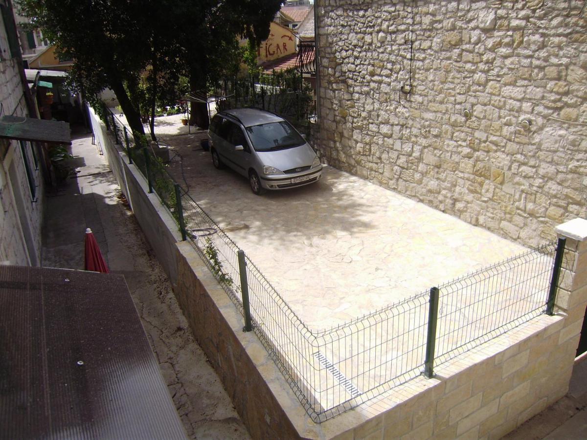 Anthea Rooms Split Exterior photo